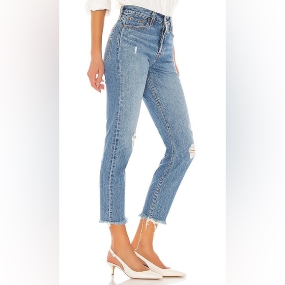 Levi's Wedgie Fit Women's Cut Off Ankle Jeans - Picture 5 of 15